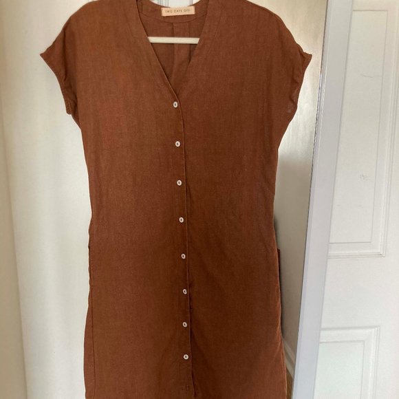 Two Days Off Kaneko Dress in Clay XS - Picture 1 of 4